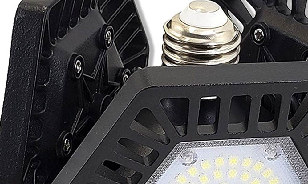 AMERILUCK LED garage light