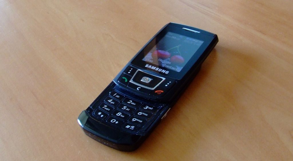 Samsung SGH-D900