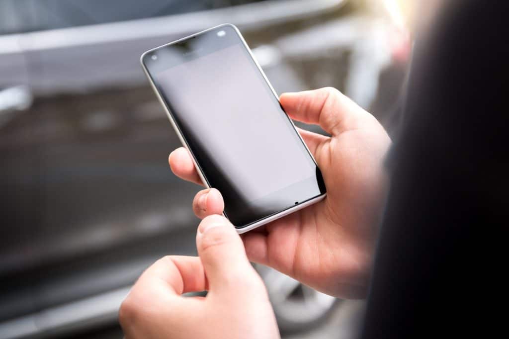 How to start new line of text when texting on android